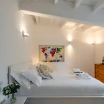 Umbria, 120 - Accogliente E Ben Collegato